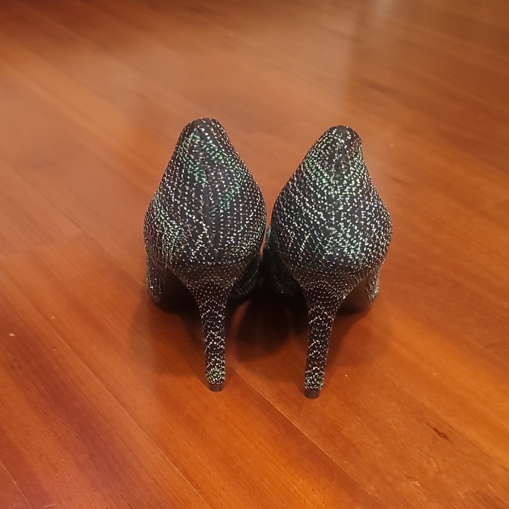 Charles by Charles David Black and Green Chevron Heels - Picture 5 of 6